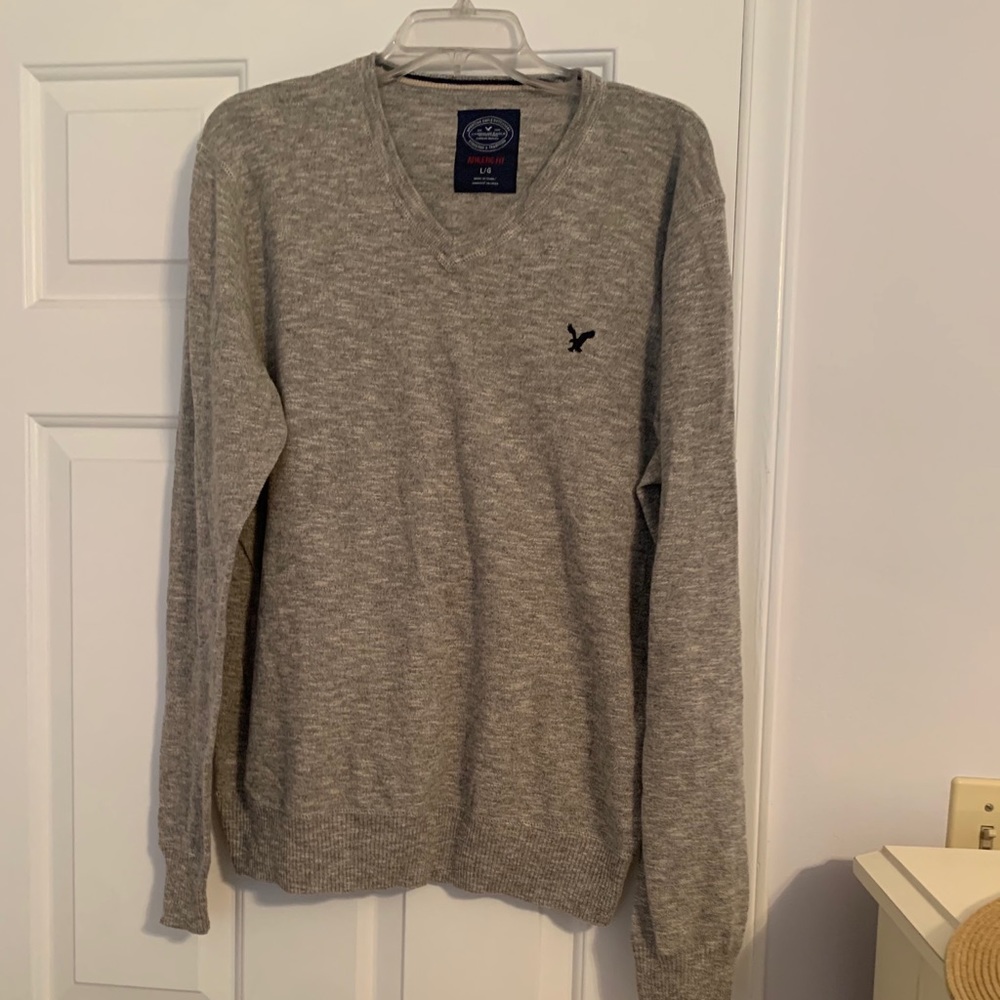 grey american eagle men’s sweater